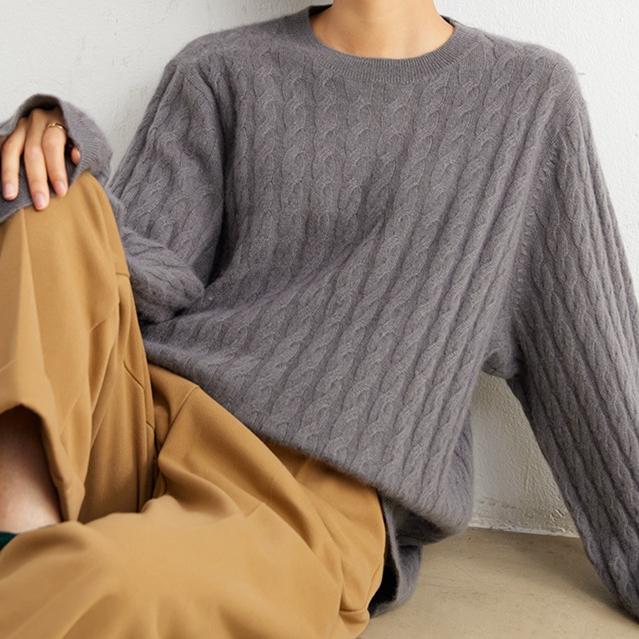 CASHMERE LUXE KNITTED SWEATER